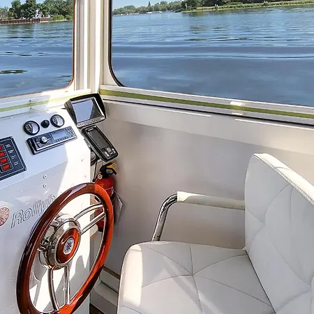 Cozy Ship In Havelsee Ot Kutzkow